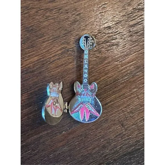 Hard Rock Cafe Orlando Vault collectible pin - Picture 2 of 4